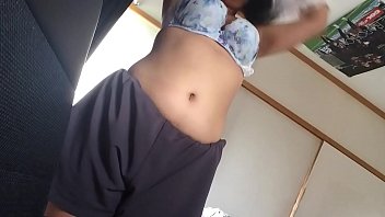 Girl masturbate with insert dildo and ice candy